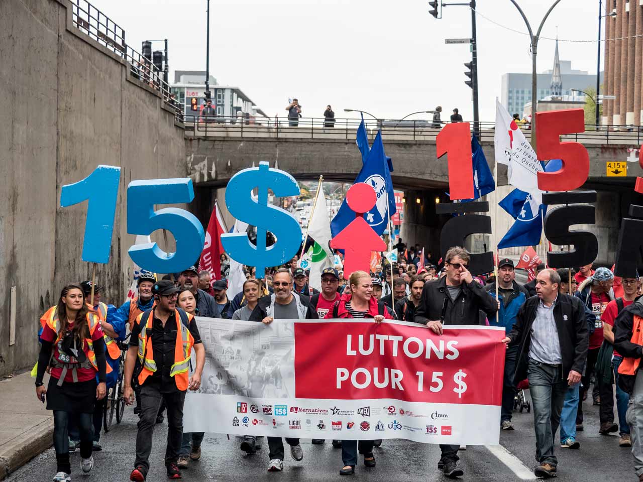 Marche de 15 km pour un salaire minimum à 15$ l'heure