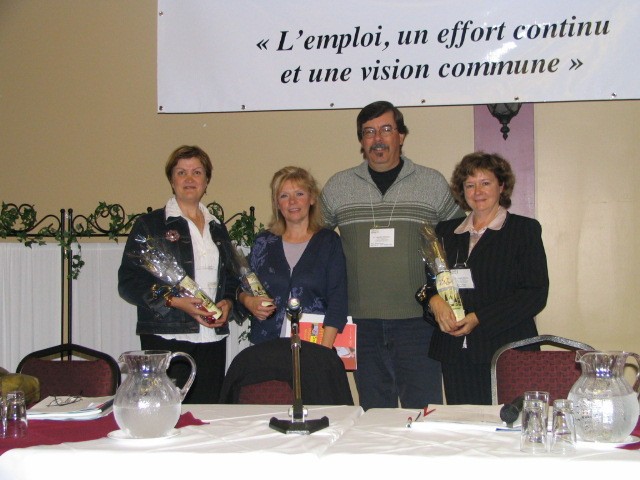 Présentation des conseillères du Service de la condition féminine FTQ au XVe congrès régional FTQ Estrie à Sherbrooke.